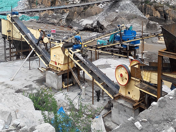 湖南时产300-500吨环保石灰岩破碎生产线